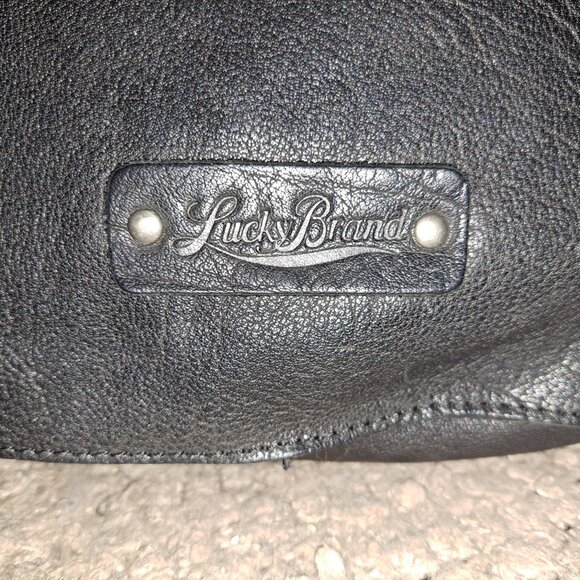 LUCKY BRAND Large Black Leather Saddlebag Studded Shoulder/XBody-Excellent - Picture 5 of 9